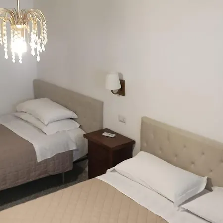 Grande Attico - 3 Da Letto - Aeroporto E Fiera Apartment Fiumicino